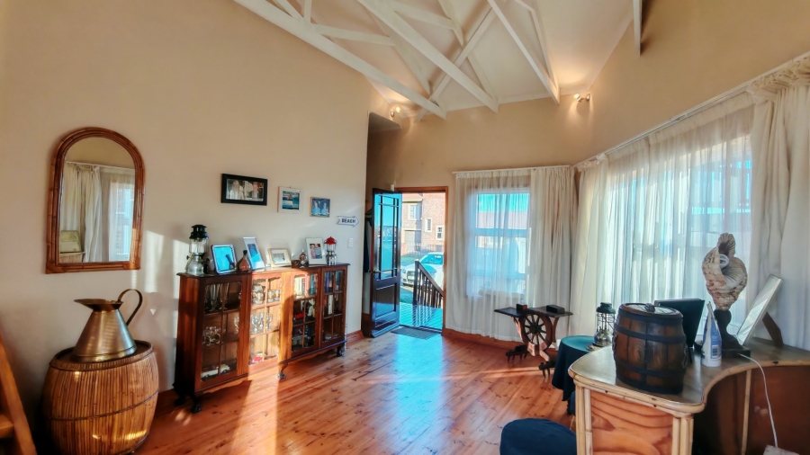 4 Bedroom Property for Sale in Tergniet Western Cape